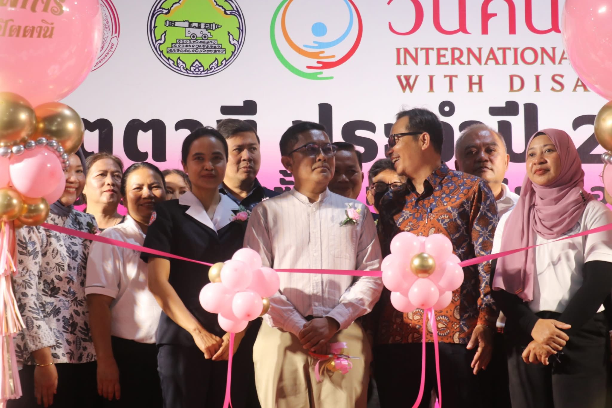 สกร.ระดับอำเภอไม้แก่น จัดนิทรรศการเนื่องในงานวันคนพิการสากล ประจำปี 2569